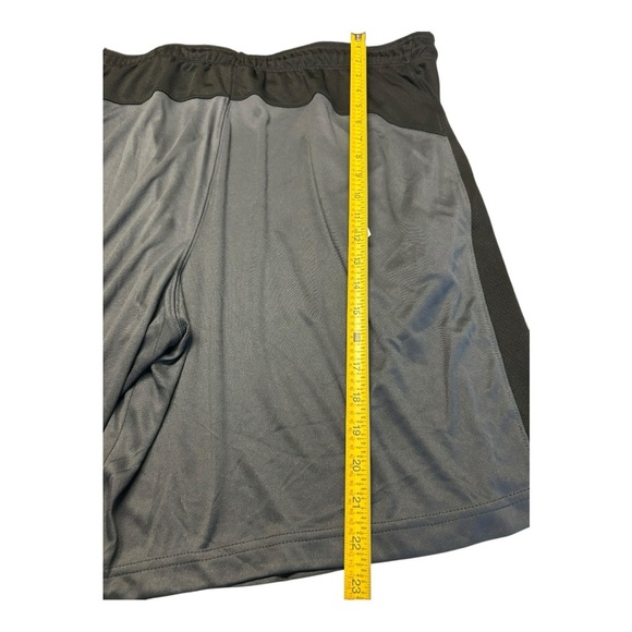 Reebok Men’s Athletic Training Shorts 3XL Black Gray Gym Drawstring Pockets - Picture 5 of 6